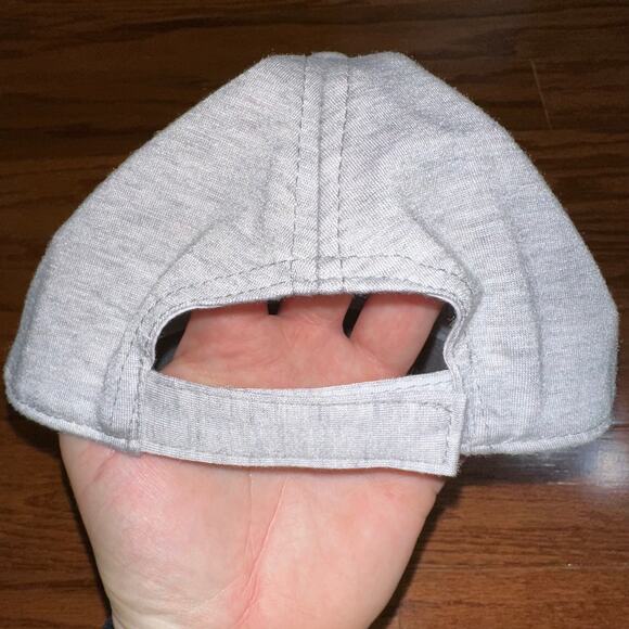 NWT ‘Happy Hour’ Light Heather Grey Silver August Hat Company Ball Cap - Picture 7 of 10